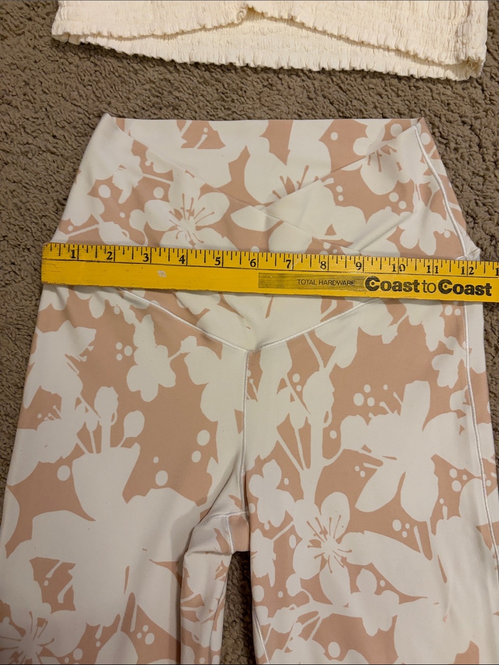 Aerie Offline Real Me Floral High Waisted Crossover Super Flare Leggings size M - Picture 5 of 10